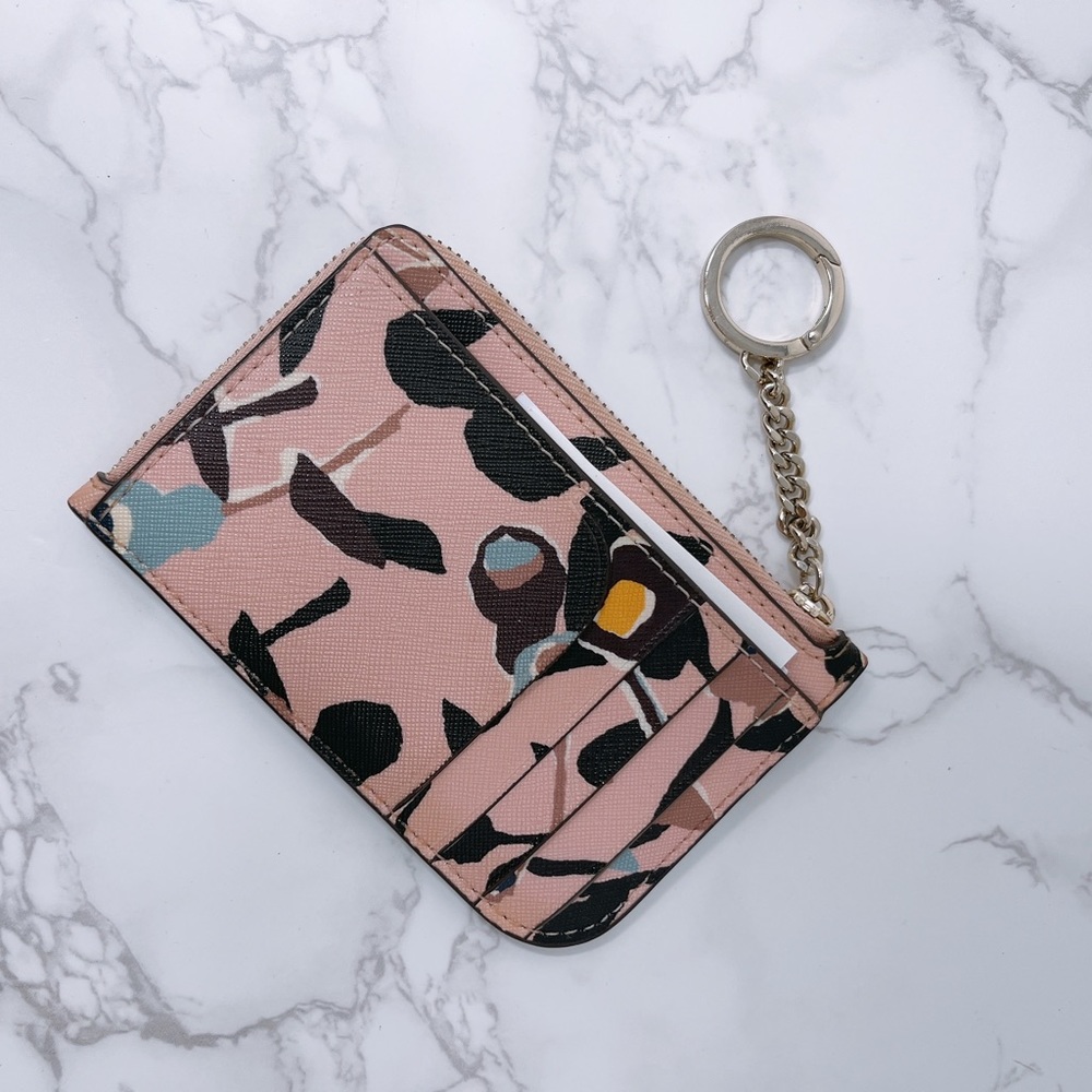 Used in great condition Kate spade cardholder - Picture 3 of 7